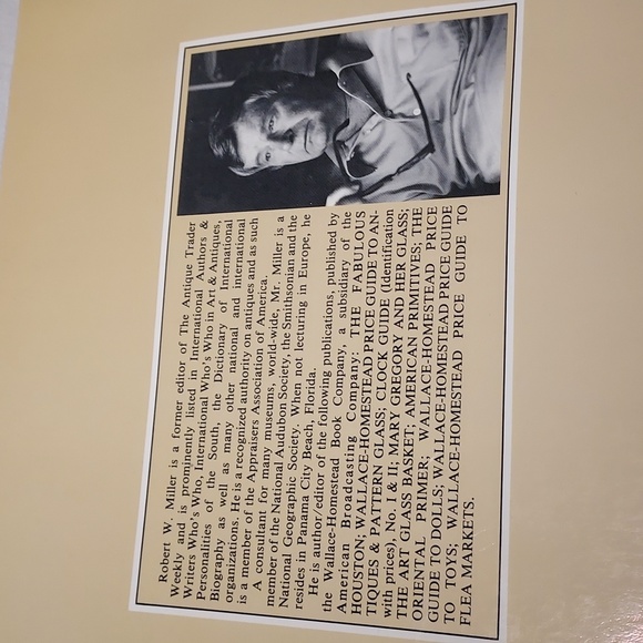 Vintage 1986 Clock Guide Identification With Prices Robert W Miller - Picture 7 of 9